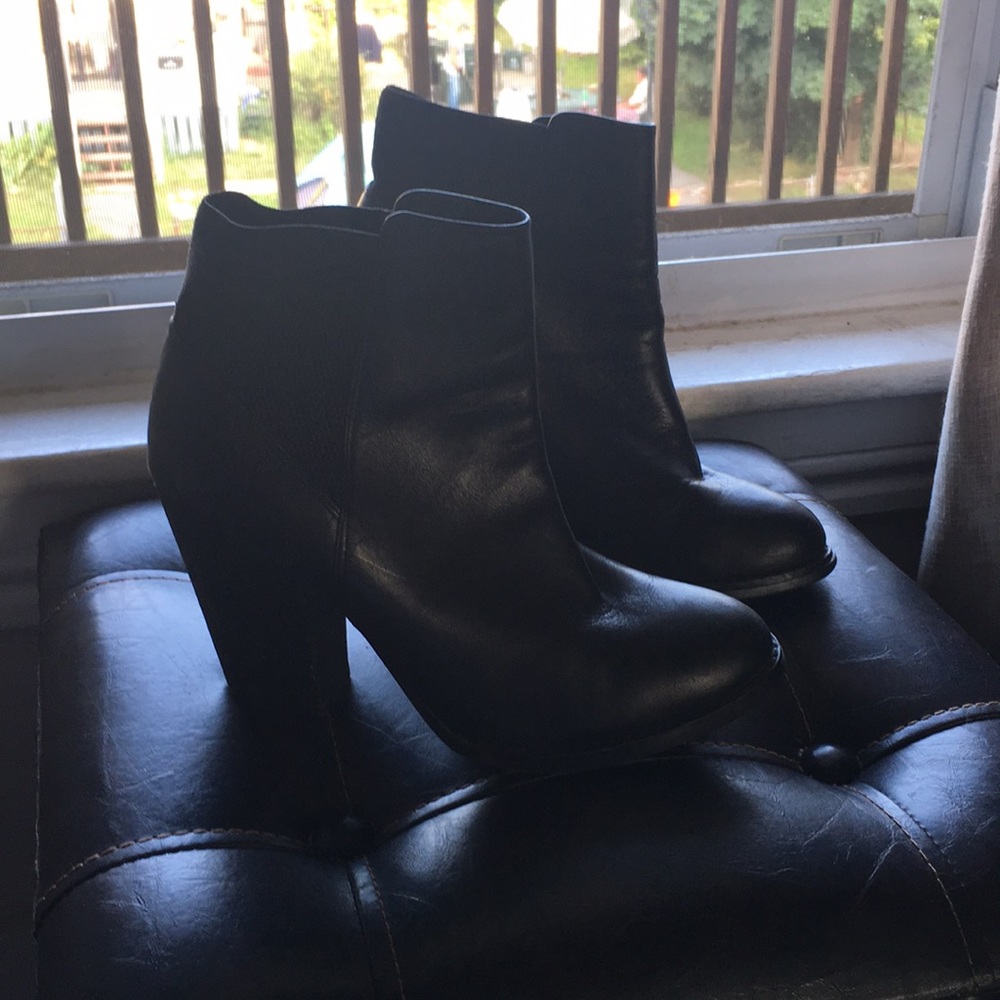 Aldo Heeled booties